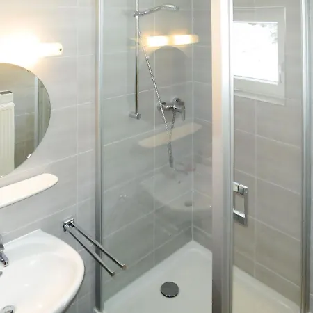 Kreuzbuche By Interhome * Viechtach